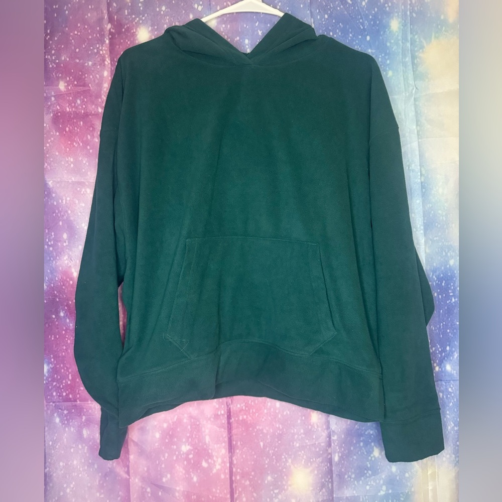 Victoria’s Secret pink sleepwear sweatshirt 🛍